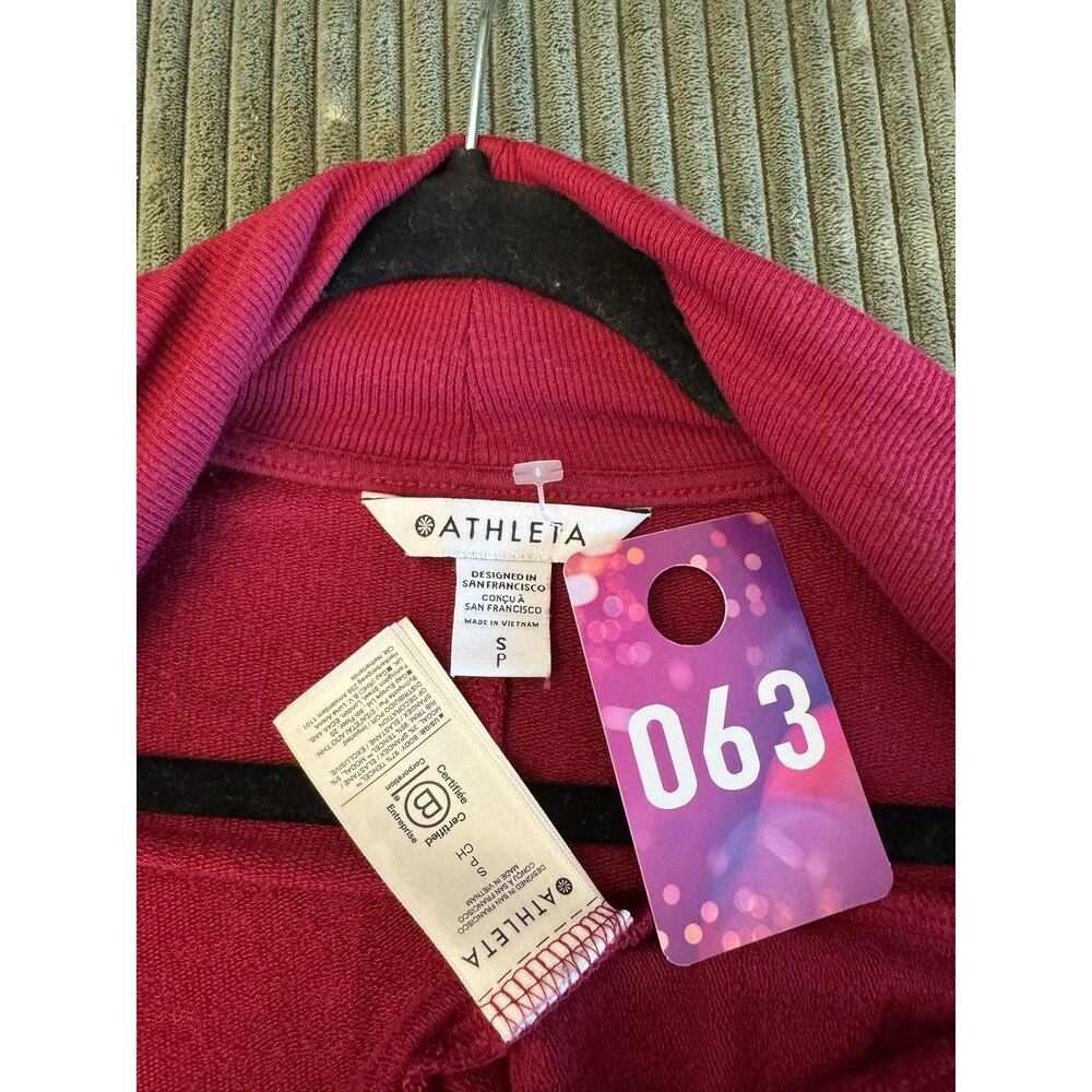 athleta 63866 red S - Picture 4 of 4